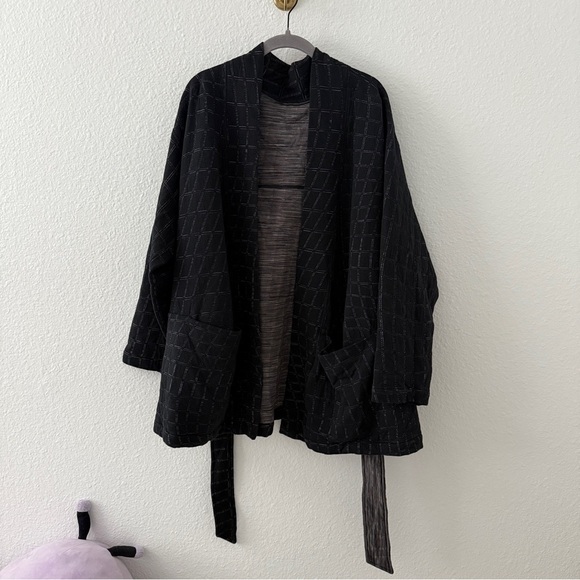 Nike Yoga Therma Fit Luxe Jacquard Wrap Plus Size Cardigan - Picture 2 of 8